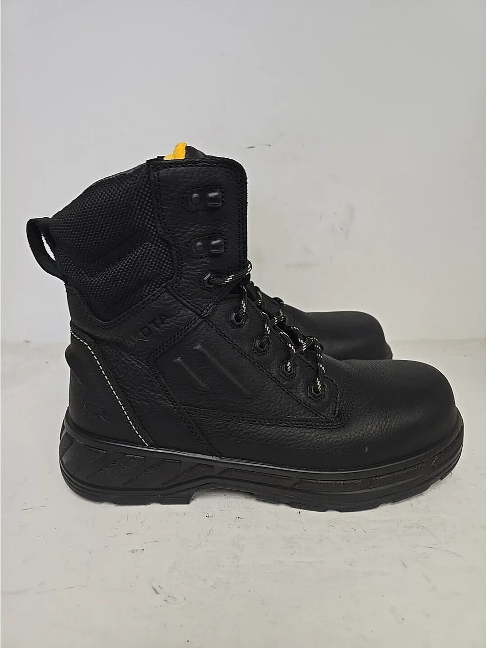 Dakota Men's 8100 8